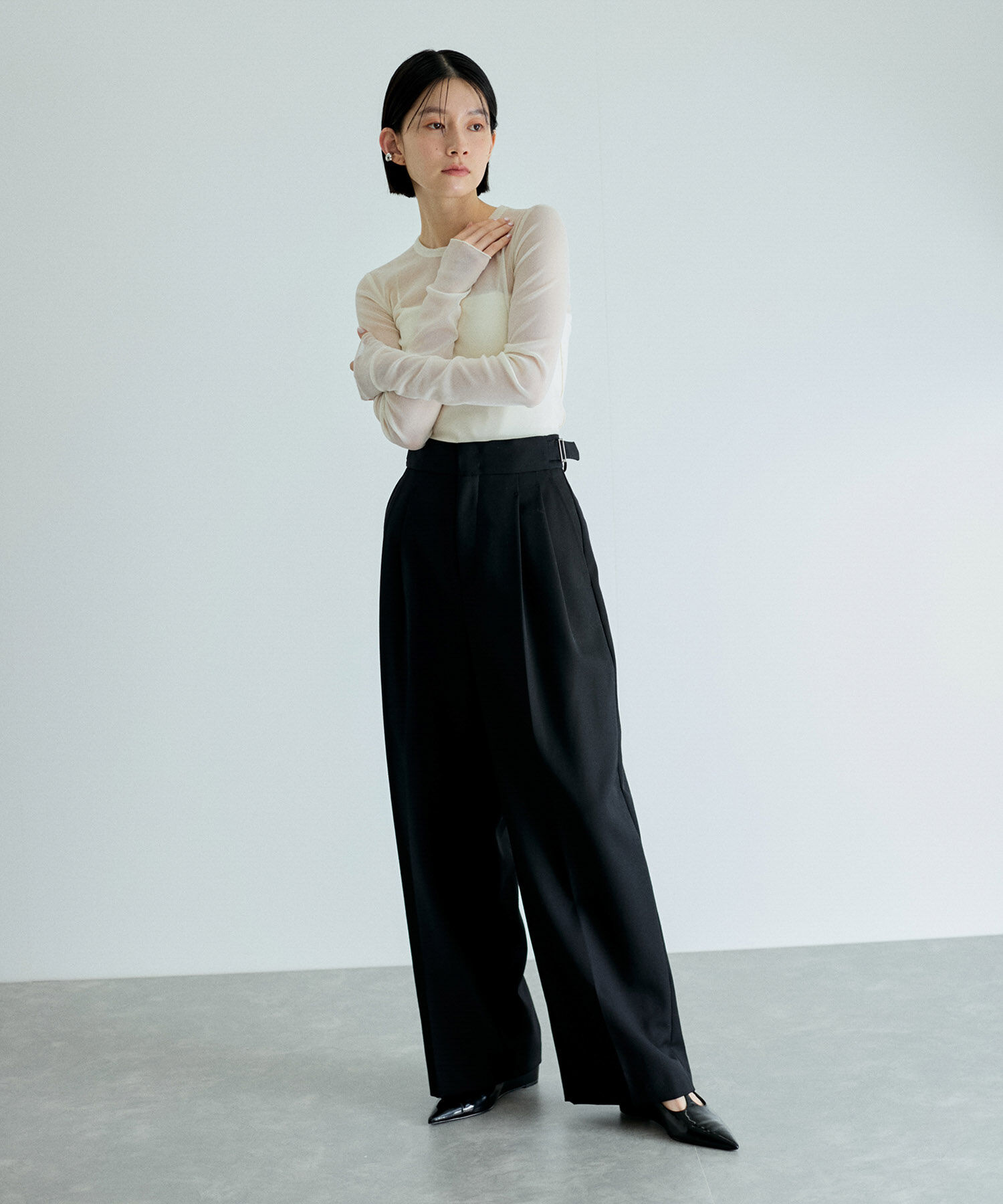 ADAM ET ROPE'「【洗える】クルーネックフロッキープリントプルオーバー」|Tシャツ・カットソー|