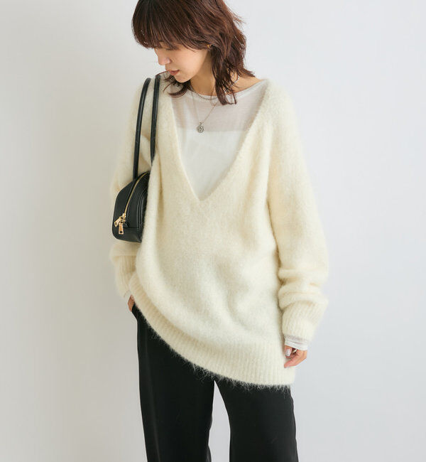  「【ルーズなオーバーサイズ】スーリーアルパカシャギーVネックニット」|ニット・セーター|オフホワイト