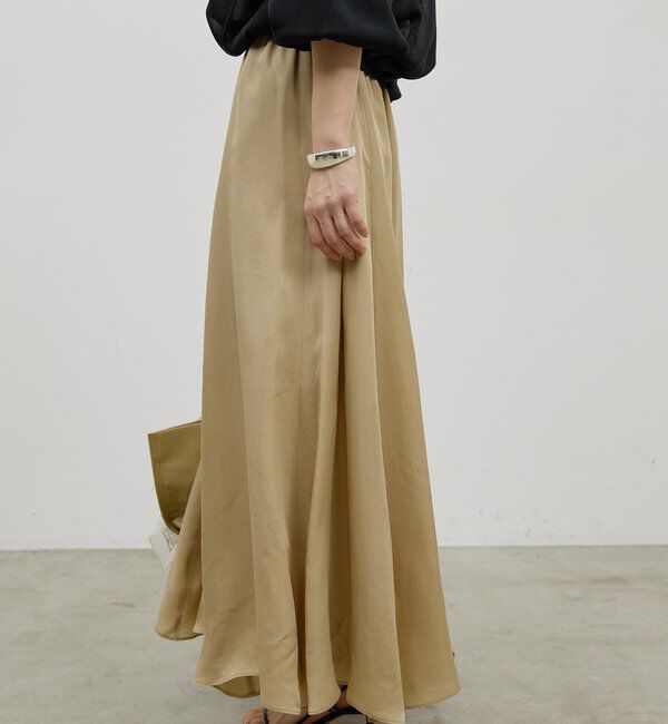  「【楽ちん&times;エレガント】【セットアップ対応】キュプラフレアスカート」|スカート|