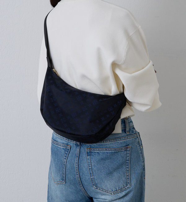  「クラウズナイロンラウンドショルダーバッグ」|ショルダー・メッセンジャー|