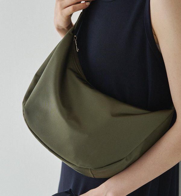  「クラウズナイロンラウンドショルダーバッグ」|ショルダー・メッセンジャー|