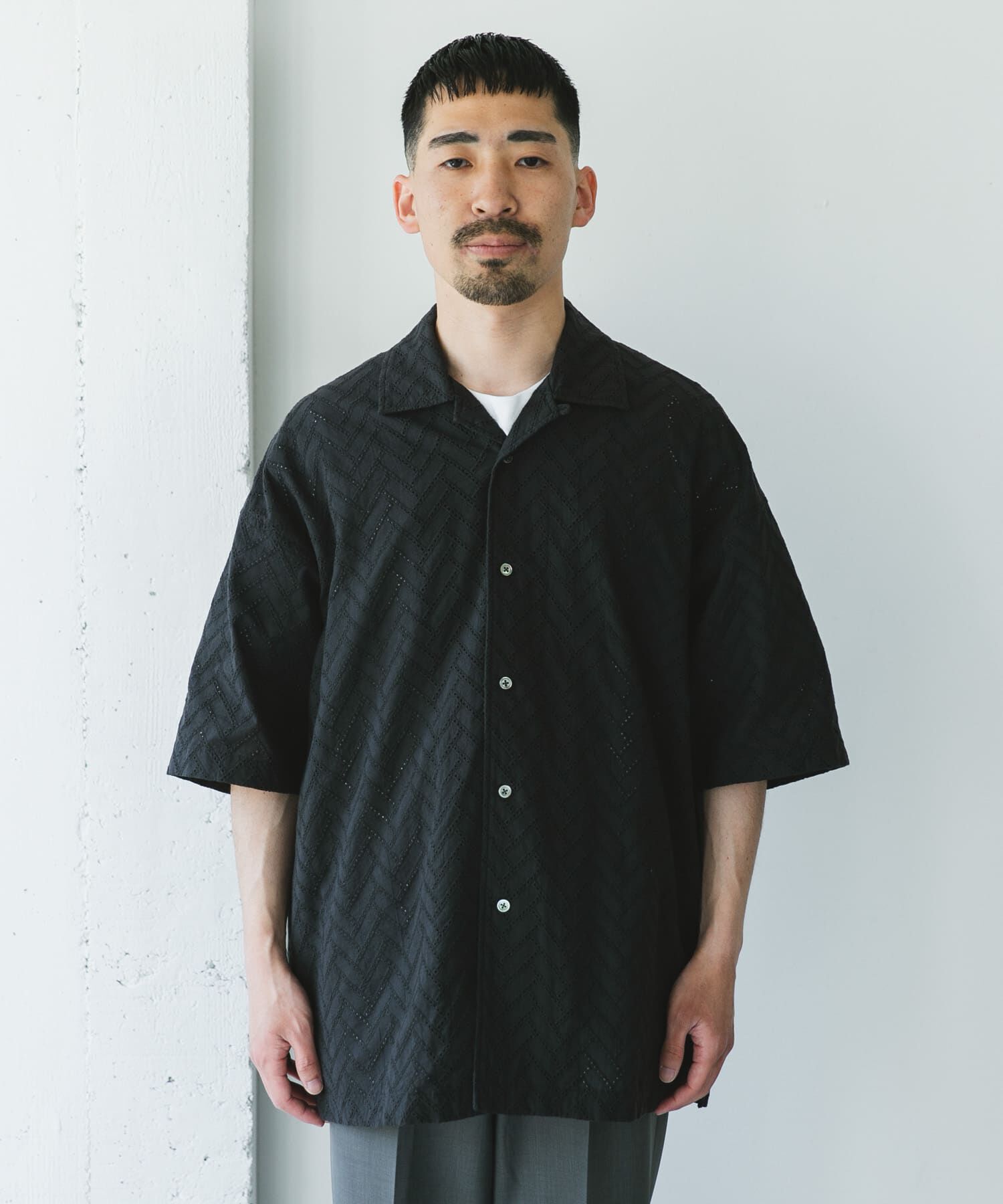 URBAN RESEARCH DOORS「カラミショートスリーブシャツ」|シャツ・ブラウス|