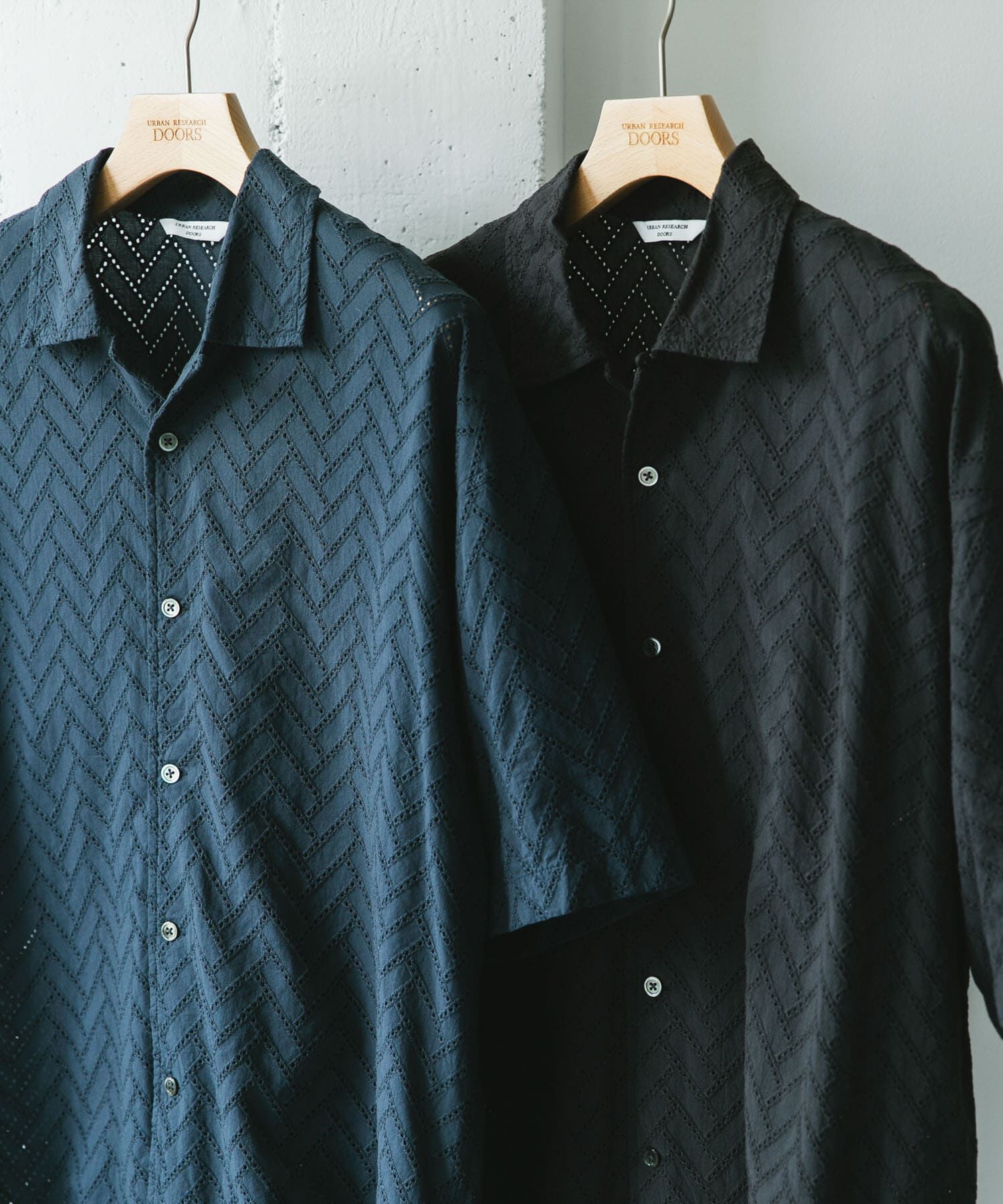 URBAN RESEARCH DOORS「カラミショートスリーブシャツ」|シャツ・ブラウス|