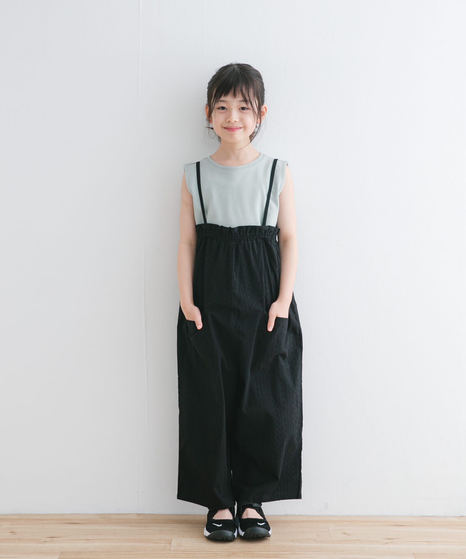 URBAN RESEARCH DOORS「フリルバギーキャミサロペット(KIDS)」|ワンピース|