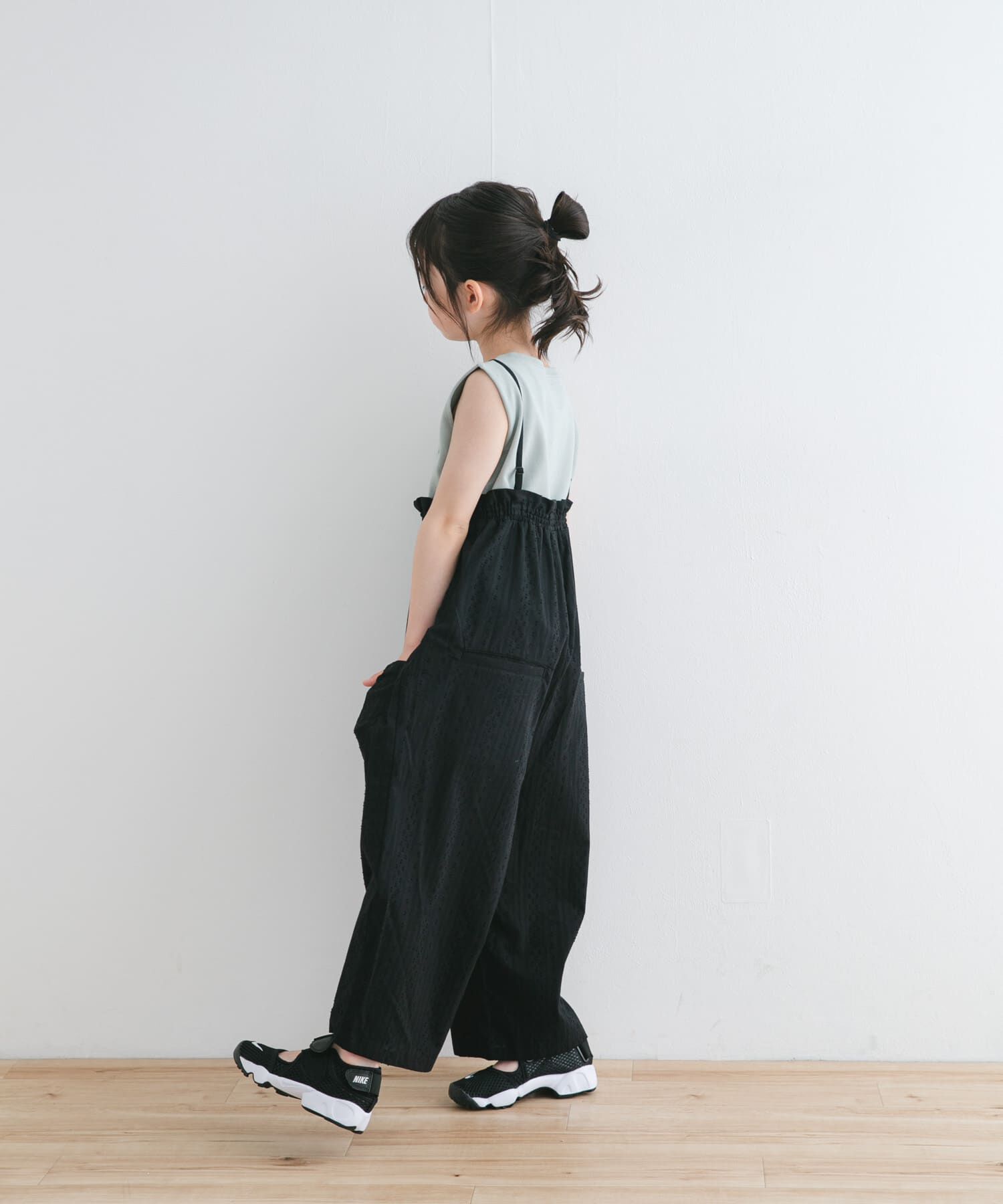 URBAN RESEARCH DOORS「フリルバギーキャミサロペット(KIDS)」|ワンピース|
