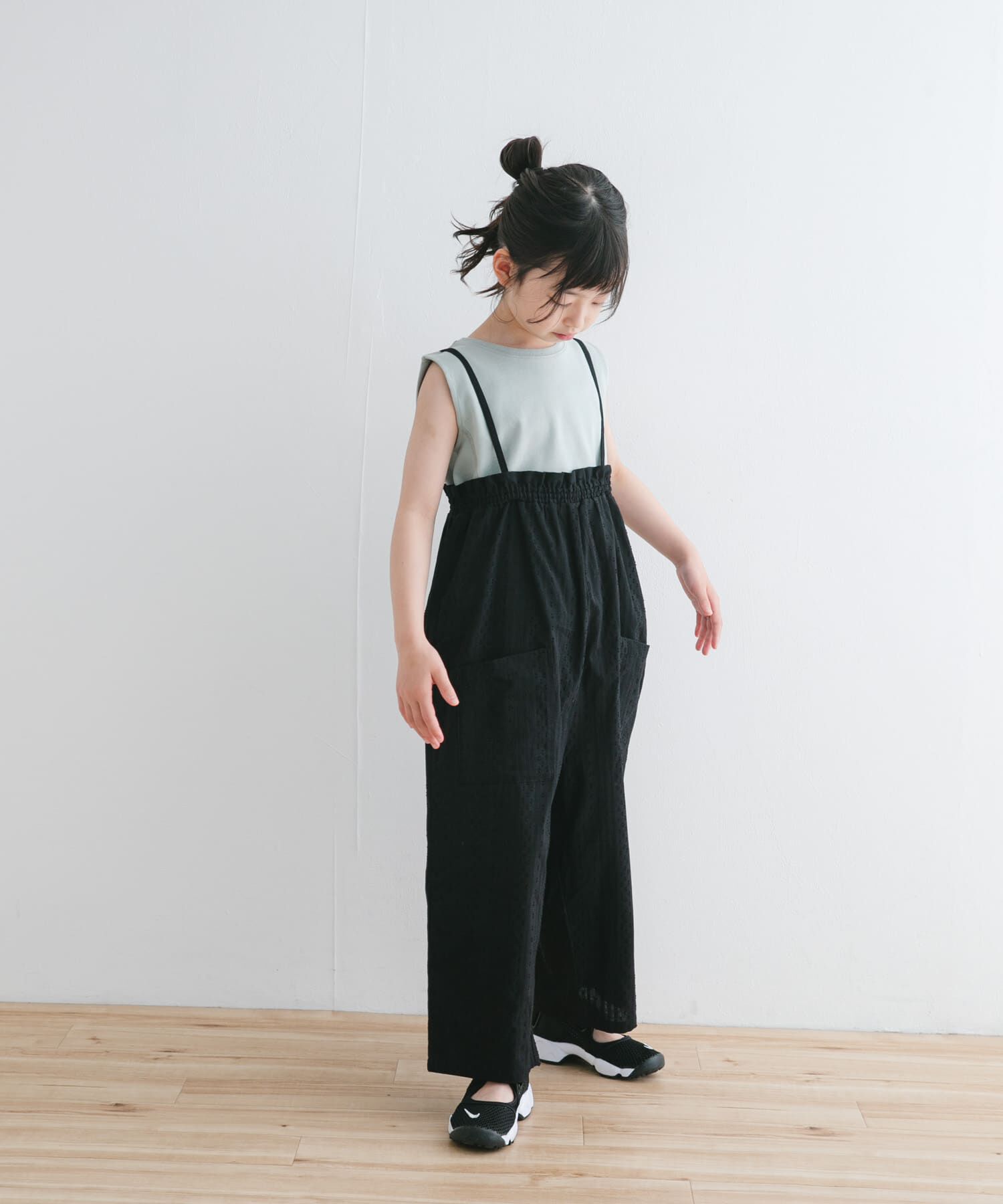 URBAN RESEARCH DOORS「フリルバギーキャミサロペット(KIDS)」|ワンピース|