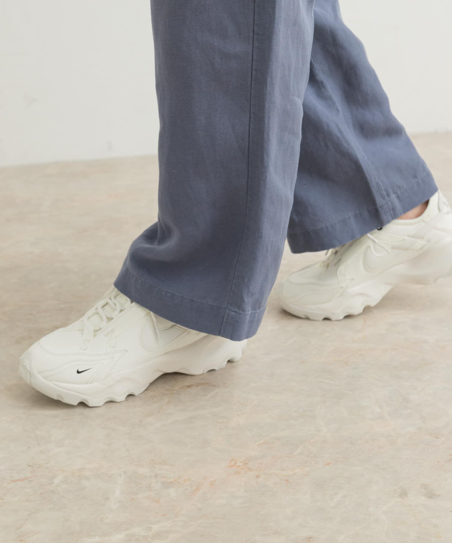 URBAN RESEARCH DOORS「NIKE　TC7900」|スニーカー|