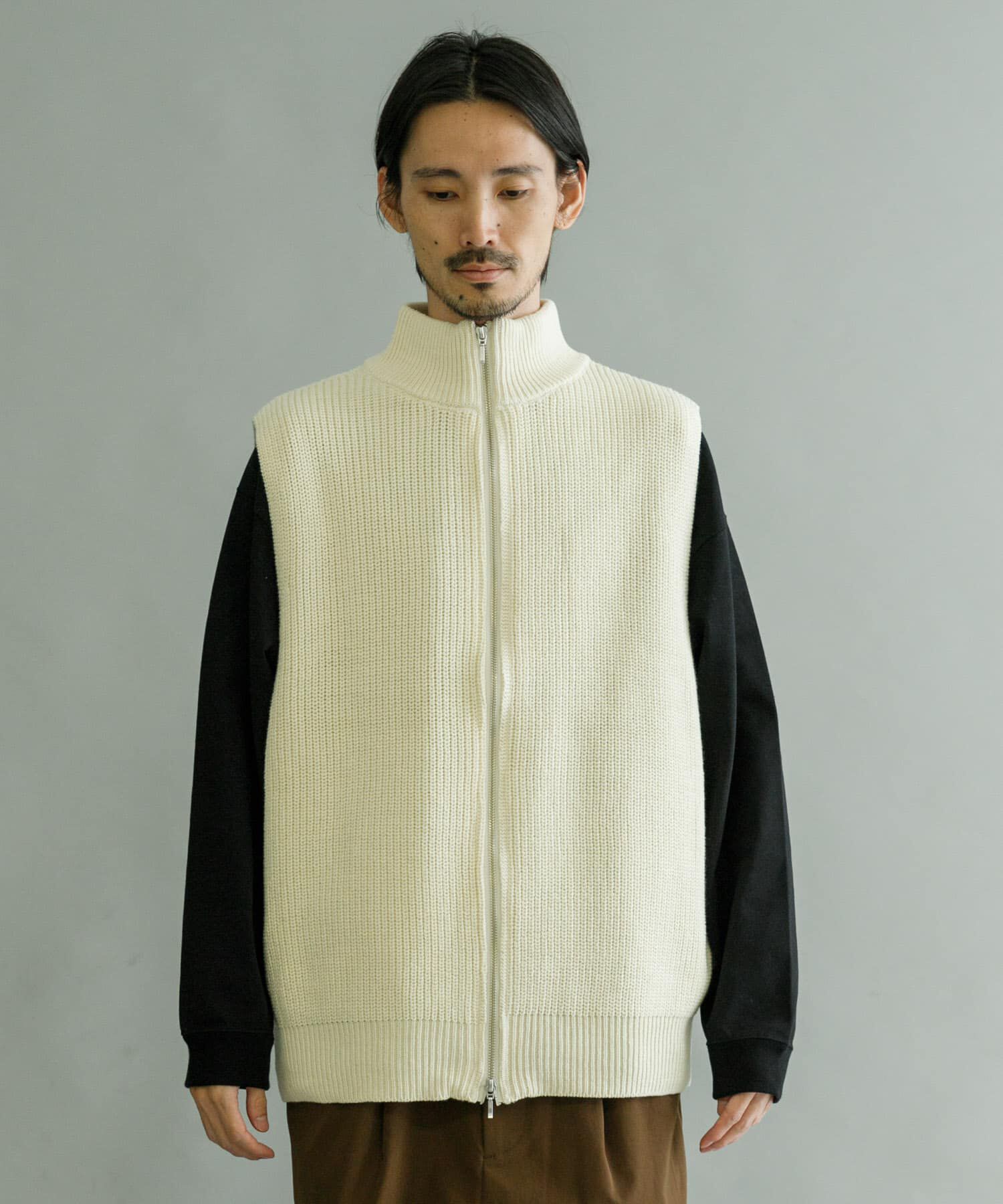 URBAN RESEARCH「URBAN RESEARCH iD　ジップアップニットベスト」|ニット・セーター|