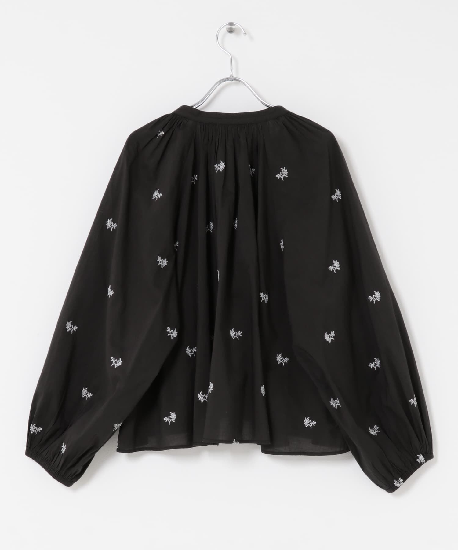 URBAN RESEARCH DOORS「リーフモチーフラメ刺繍ブラウス」|シャツ・ブラウス|