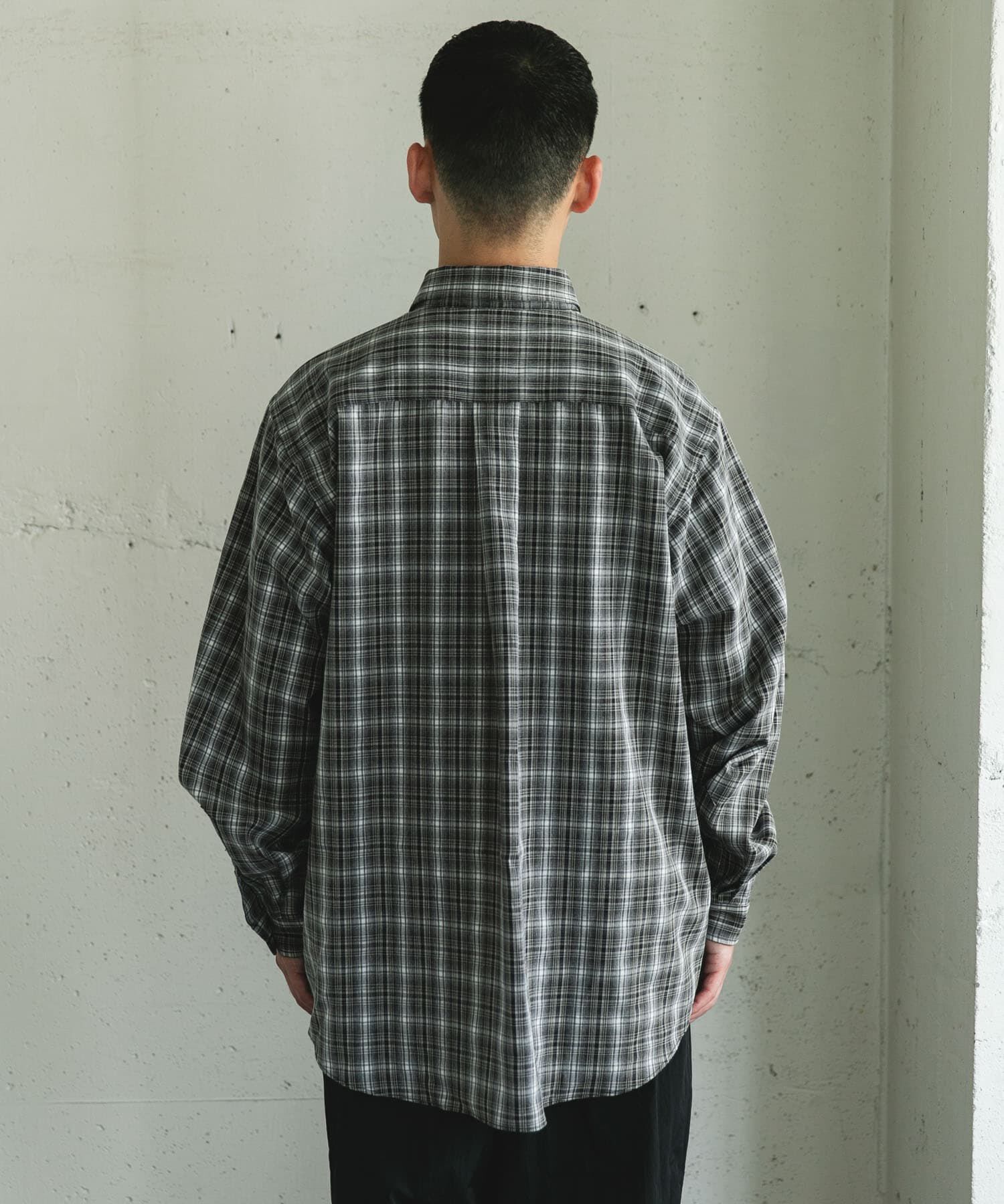 URBAN RESEARCH DOORS「オンブレチェックレギュラーカラーシャツ」|シャツ・ブラウス|