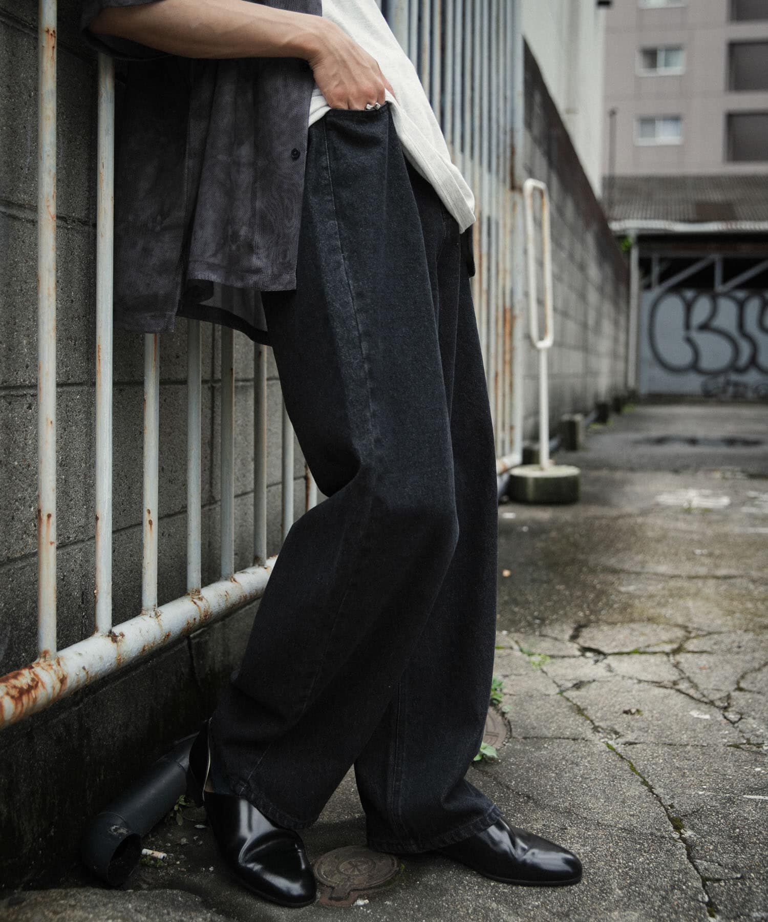 SENSE OF PLACE by URBAN RESEARCH「ストレートデニムパンツ」|デニム|