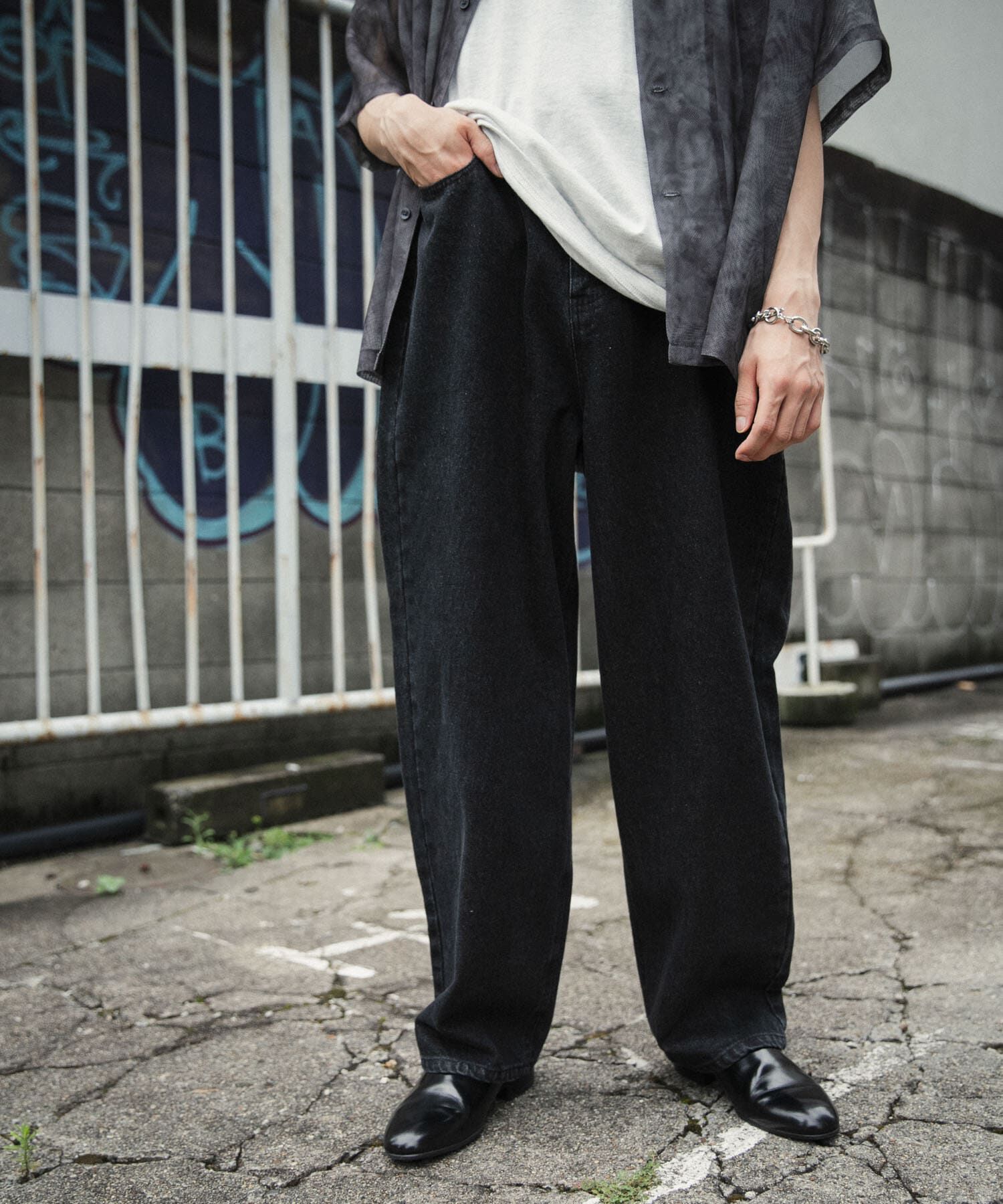 SENSE OF PLACE by URBAN RESEARCH「ストレートデニムパンツ」|デニム|