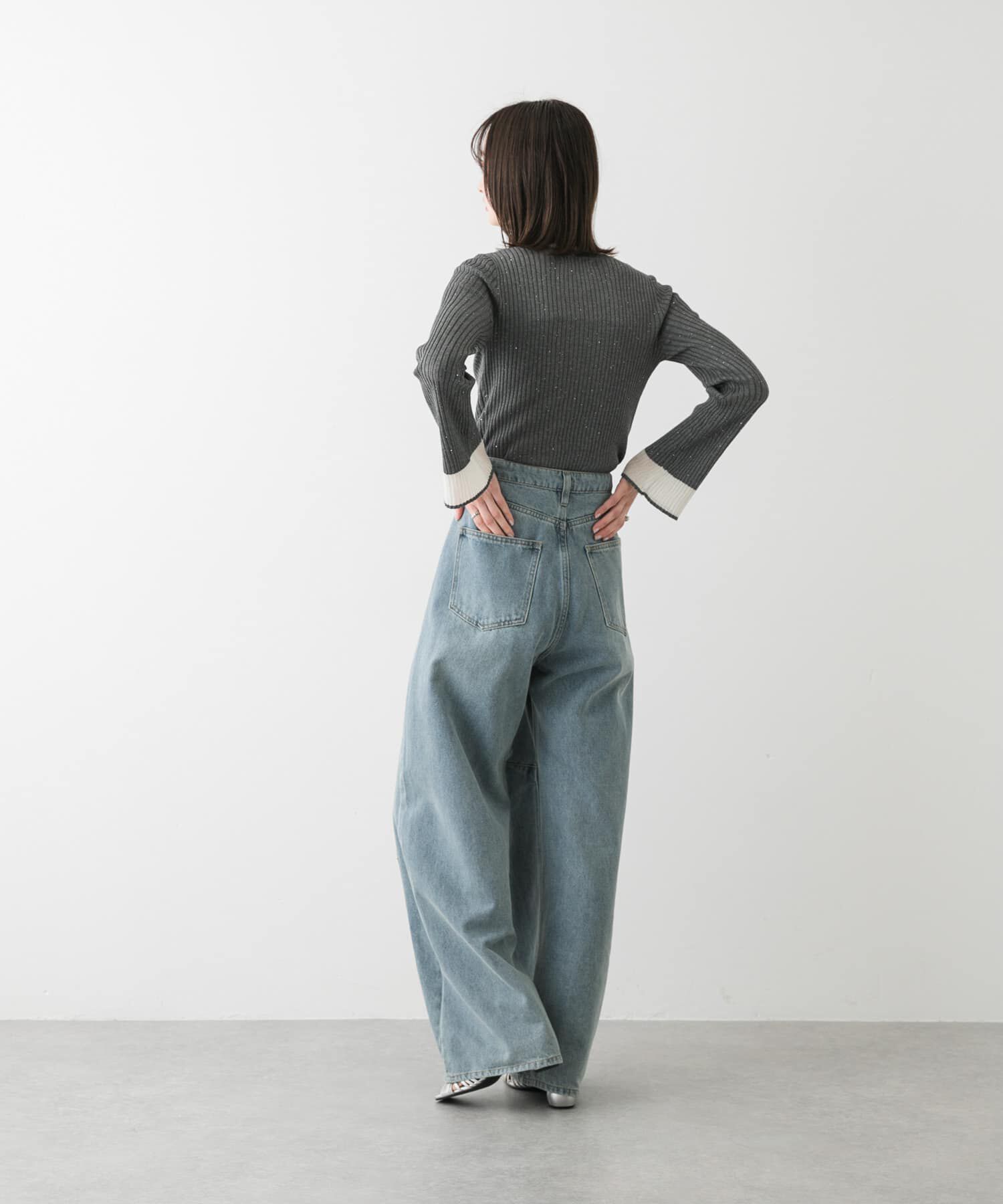 SENSE OF PLACE by URBAN RESEARCH「『洗濯可』スパンコールバイカラーコンパクトセーター」|ニット・セーター|