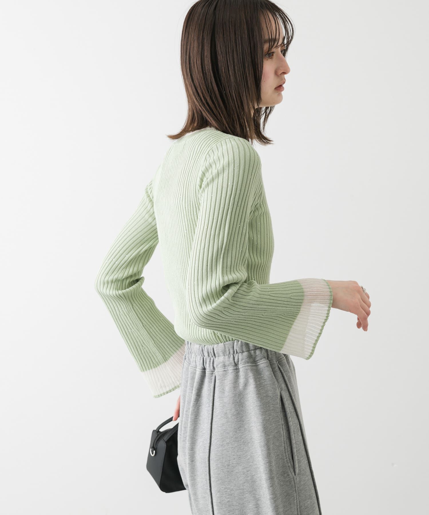 SENSE OF PLACE by URBAN RESEARCH「『洗濯可』スパンコールバイカラーコンパクトセーター」|ニット・セーター|