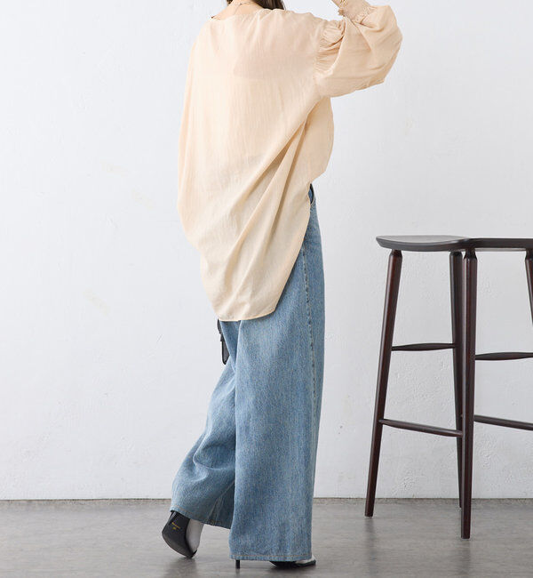  「【WEB限定】コットンガーゼ袖シャーリングプルオーバー」|シャツ・ブラウス|