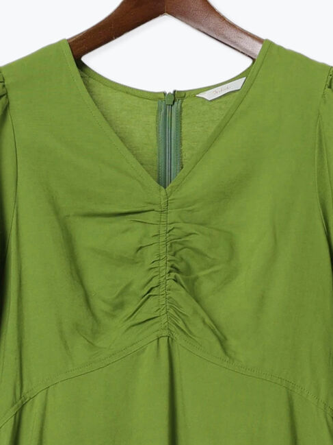 Te chichi「【松井愛莉着用】バルーンスリーブVネックワンピース」|ワンピース|