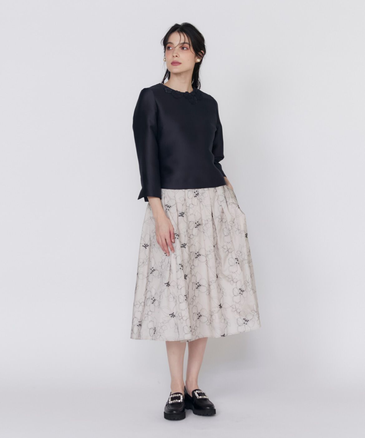 Maglie le cassetto「《プラスサイズ》フラワーモチーフブラウス」|シャツ・ブラウス|