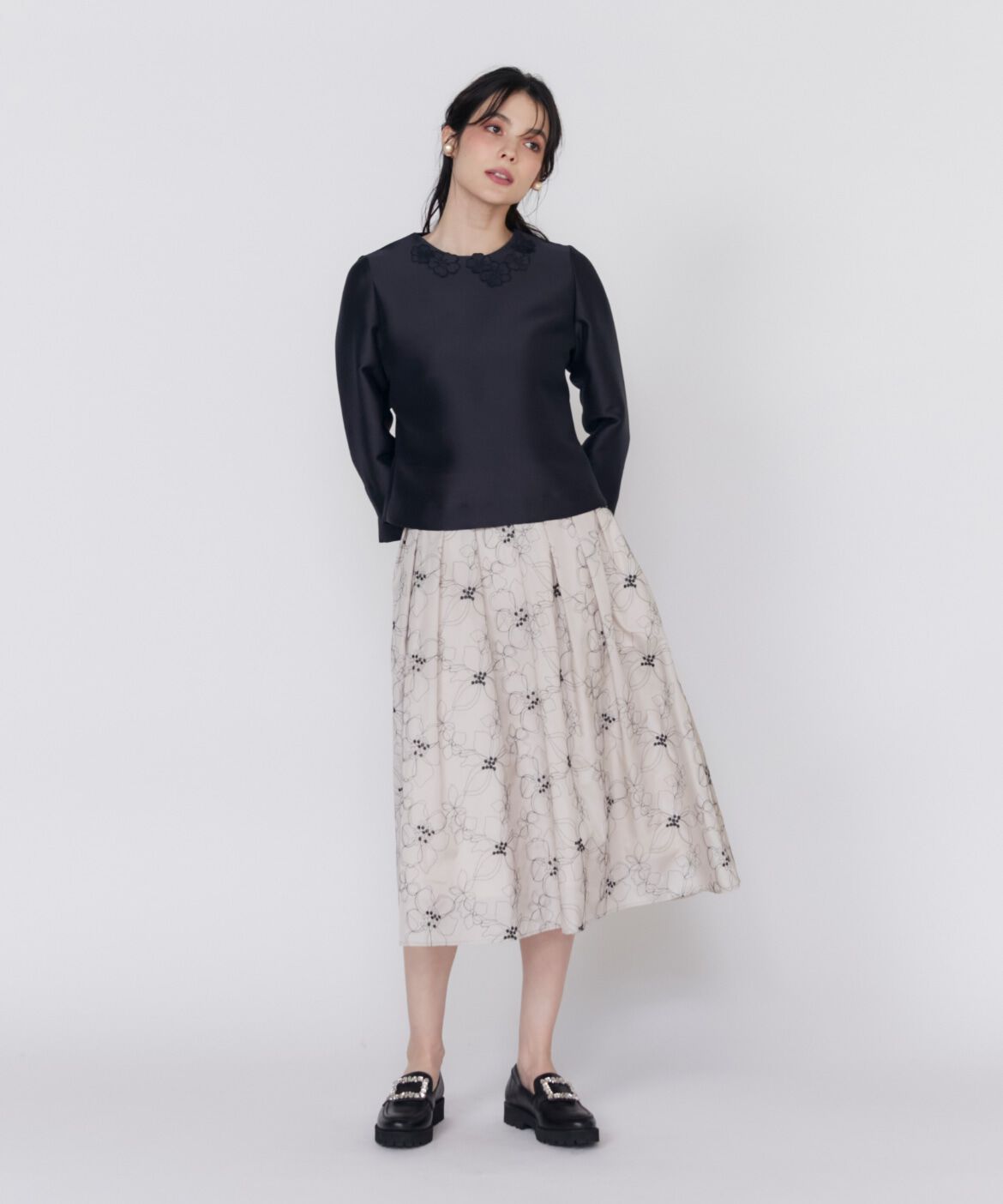 Maglie le cassetto「《プラスサイズ》フラワーモチーフブラウス」|シャツ・ブラウス|