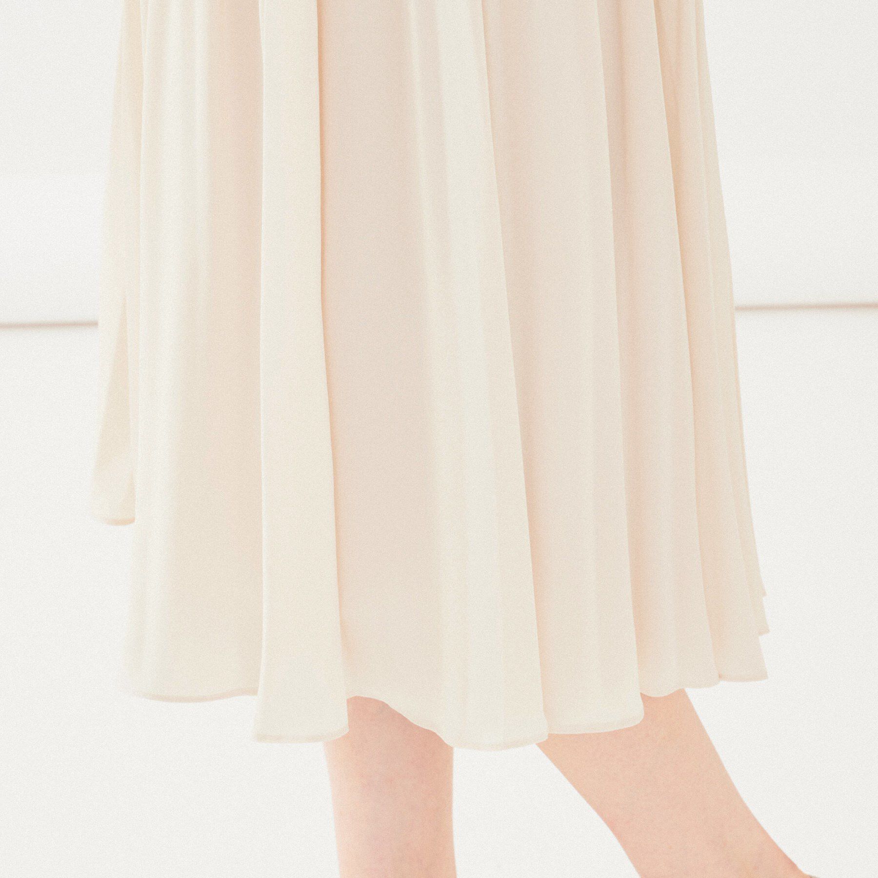 UNTITLED「【通勤】ポリエステルデシン プリーツスカート」|スカート|