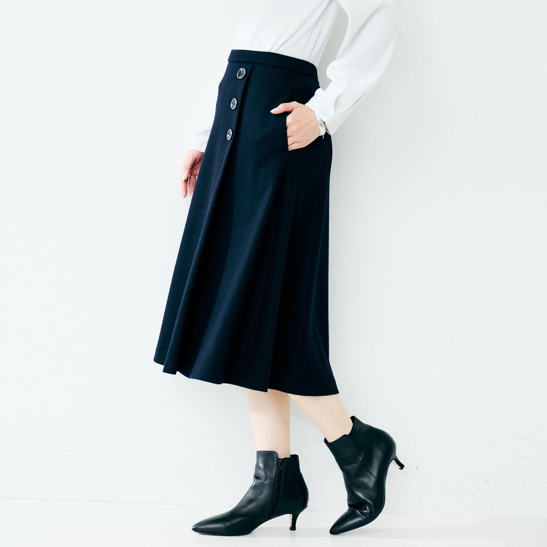 UNTITLED「【ウール100%/ミモレ丈】ミルドスムースフレアスカート」|スカート|