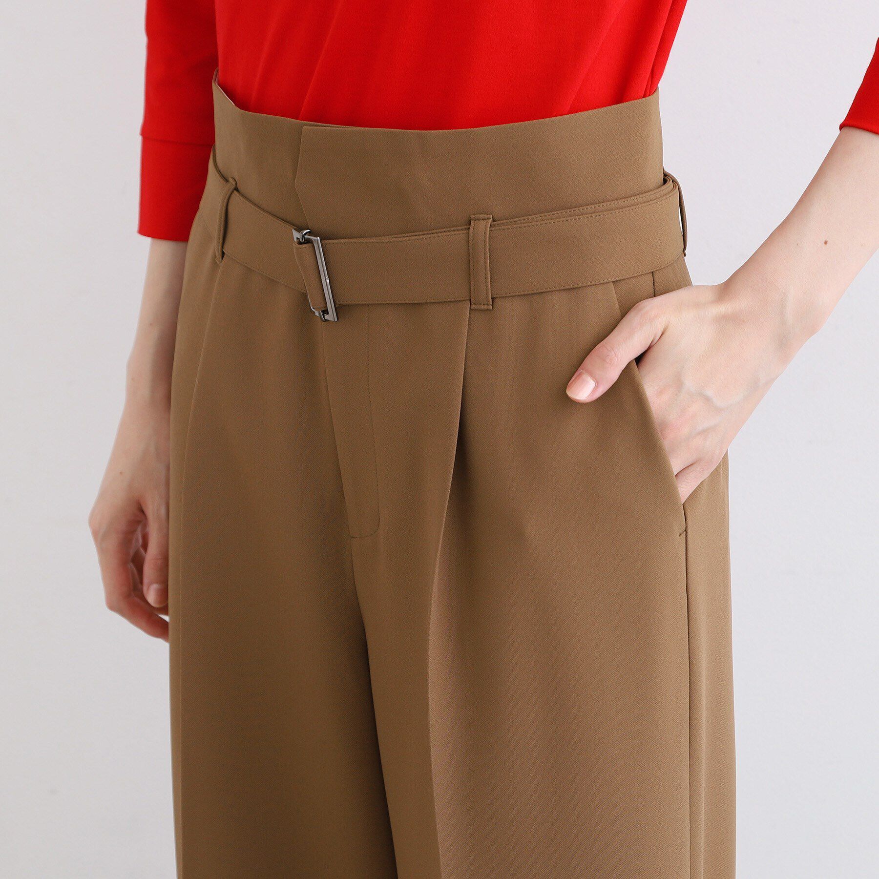 INDIVI「【洗える／トレンド感◎／2WAY】ベルト付タックワイドパンツ」|その他|