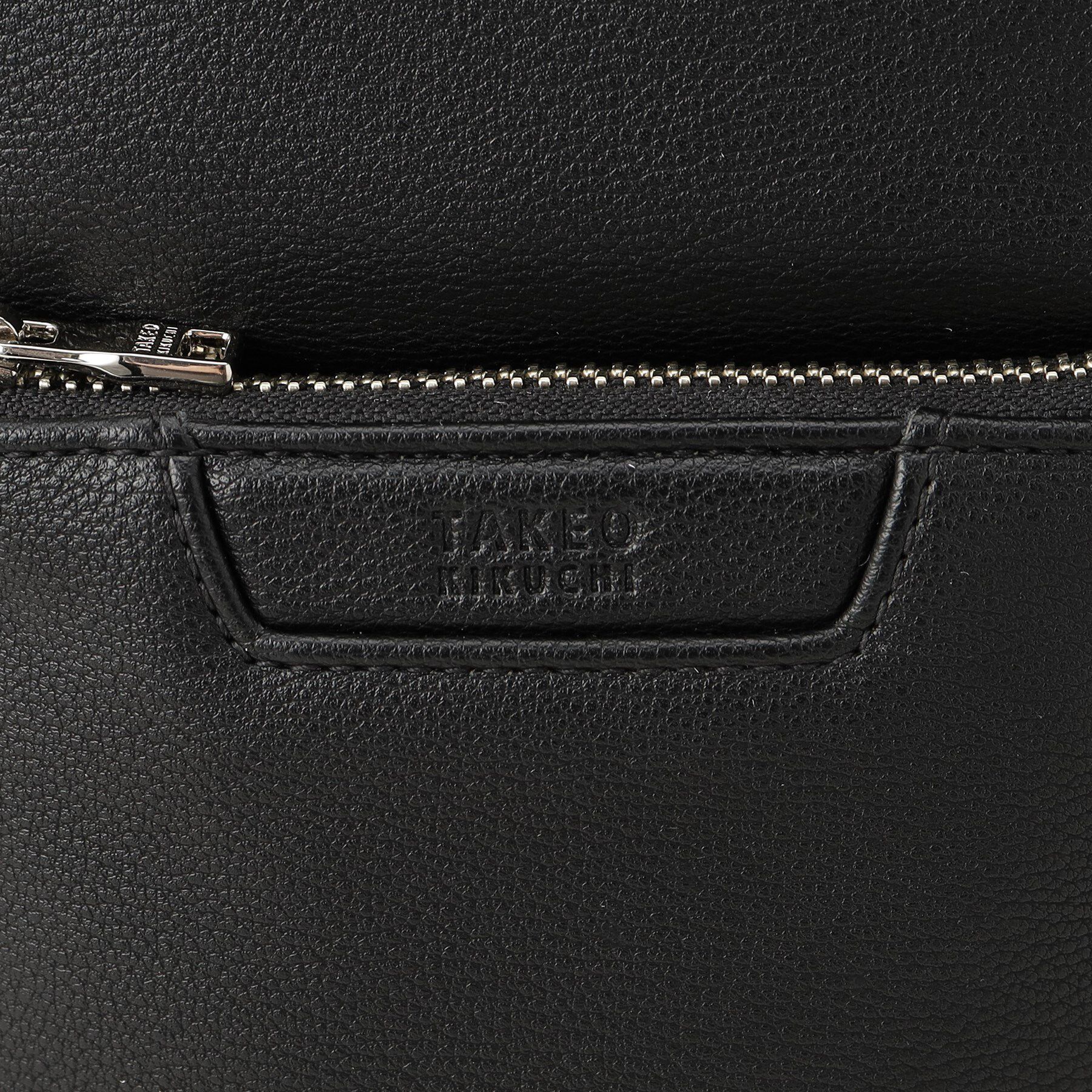 TAKEO KIKUCHI「薄マチ スマート 大人　ワンショルダーバッグ」|ショルダー・メッセンジャー|