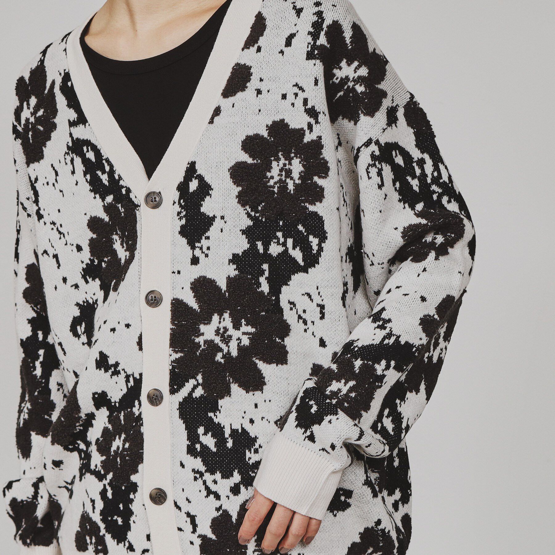 tk.TAKEO KIKUCHI「フラワージャカードカーディガン」|カーディガン|