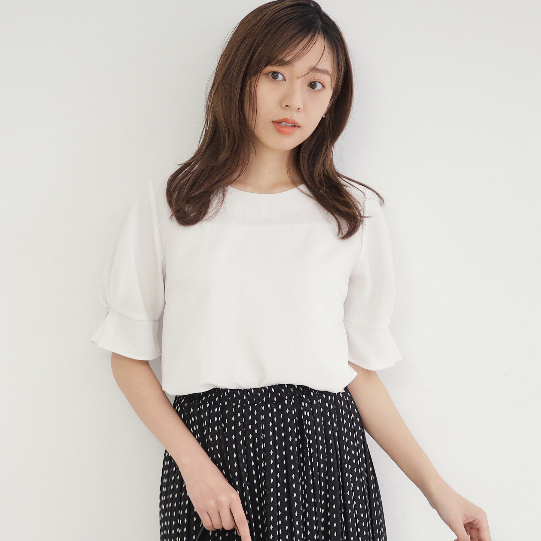 index「《新色追加》タックスリーブブラウス【洗濯機洗い可/吸水速乾/防シワ/抗ピル】」|シャツ・ブラウス|アイボリー(004)