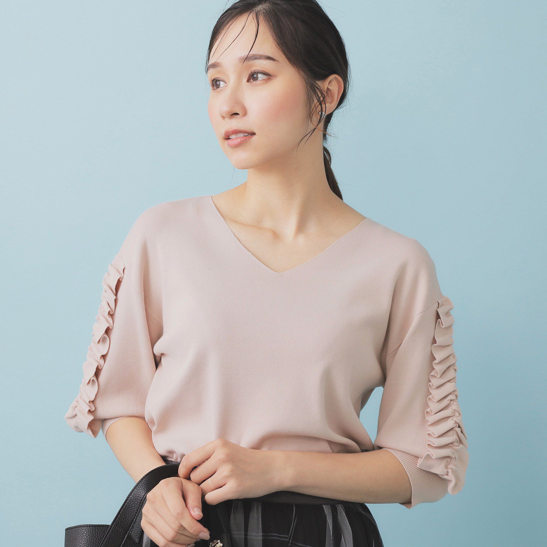 index「ラップフリルVネックニット【洗濯機洗い可/接触冷感/UVケア】」|ニット・セーター|