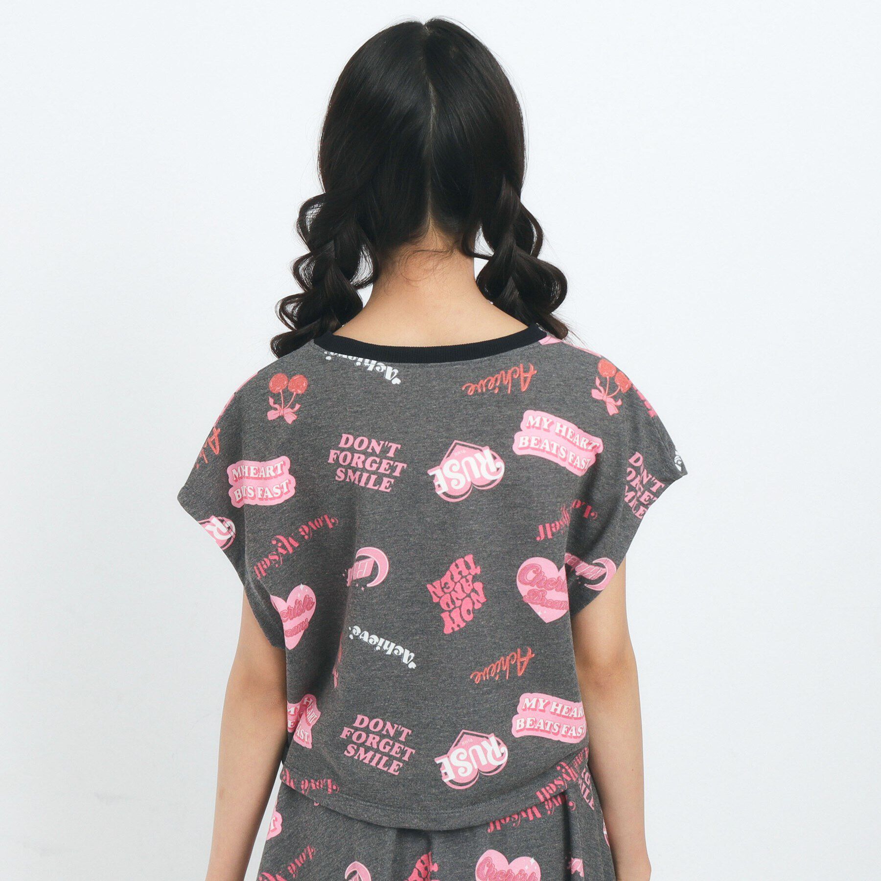 PINK-latte「【るーつくコラボ】総柄プリントフレンチスリーブプルオーバー」|Tシャツ・カットソー|