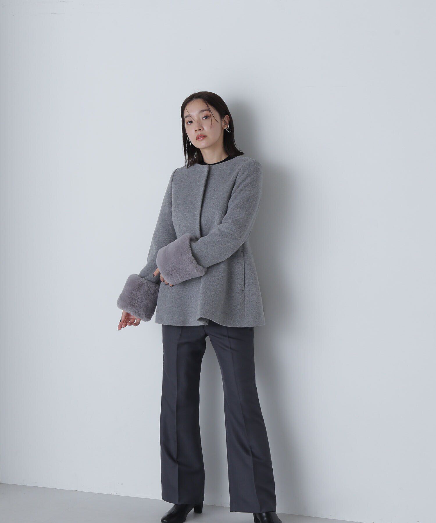  「フェイクファースリーブペプラムコート　24AW」|ブルゾン・スタジャン|