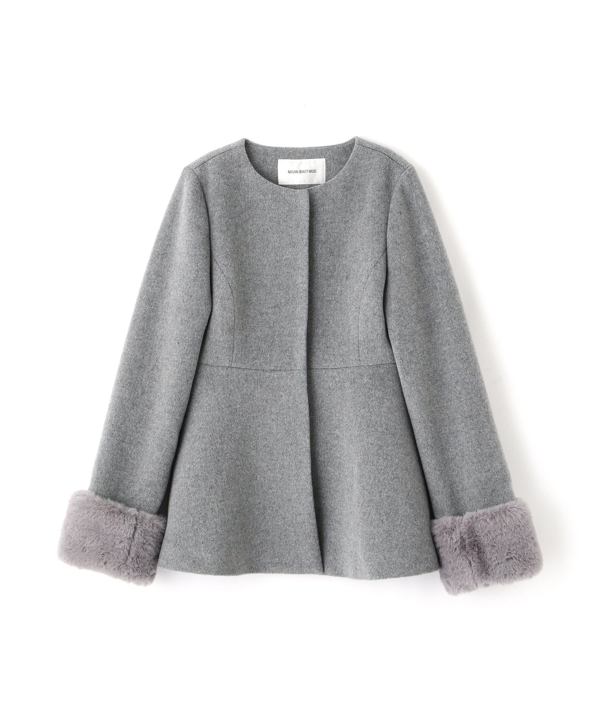  「フェイクファースリーブペプラムコート　24AW」|ブルゾン・スタジャン|