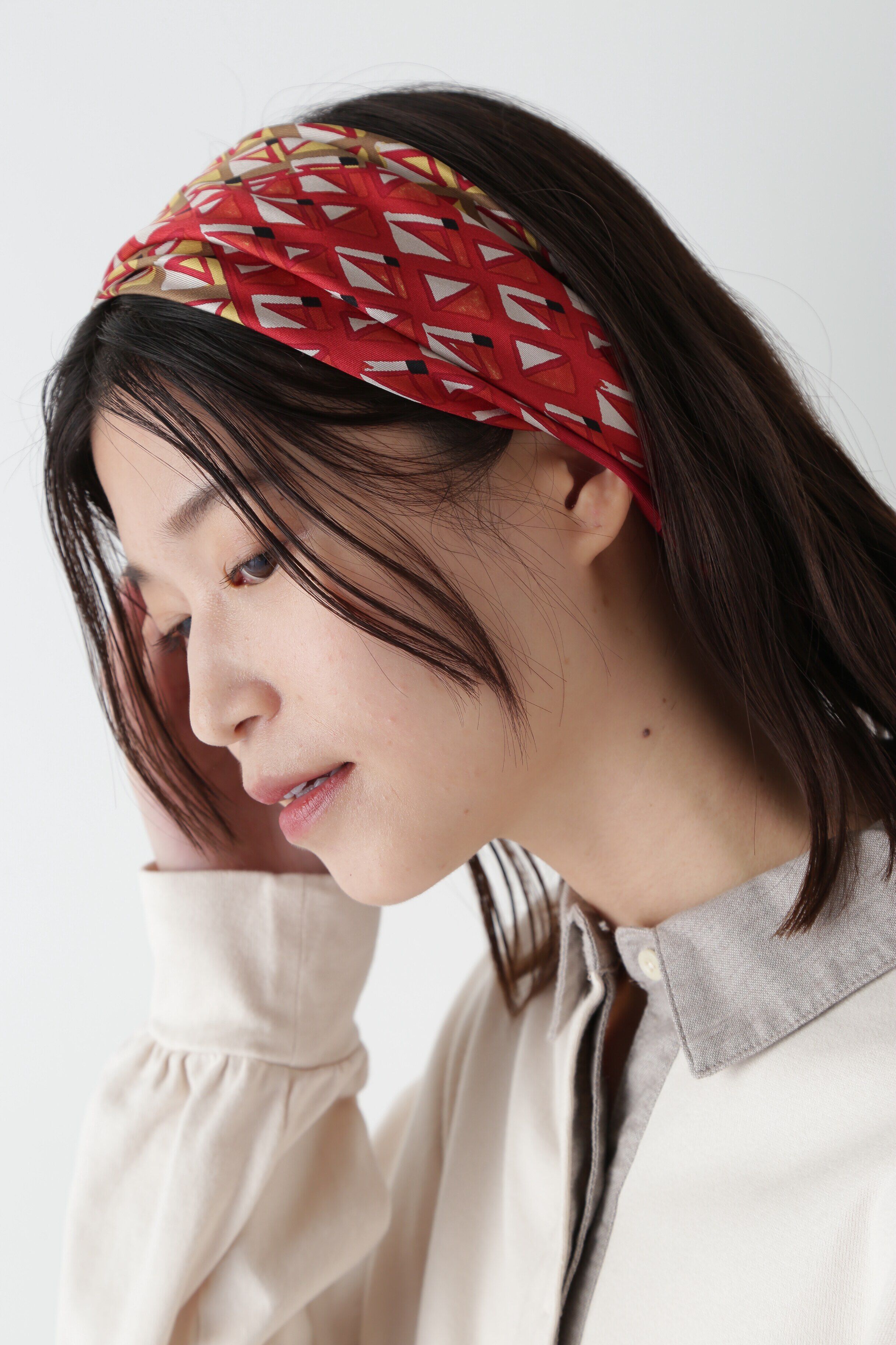  「◆幾何プリントシルクスカーフ」|バンダナ・スカーフ|レッド