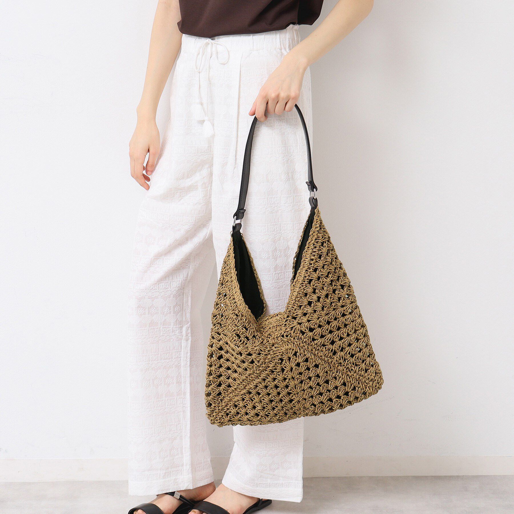 Dessin「【軽量】透かし編ペーパーショルダーバッグ」|ショルダー・メッセンジャー|ブラウン(543)