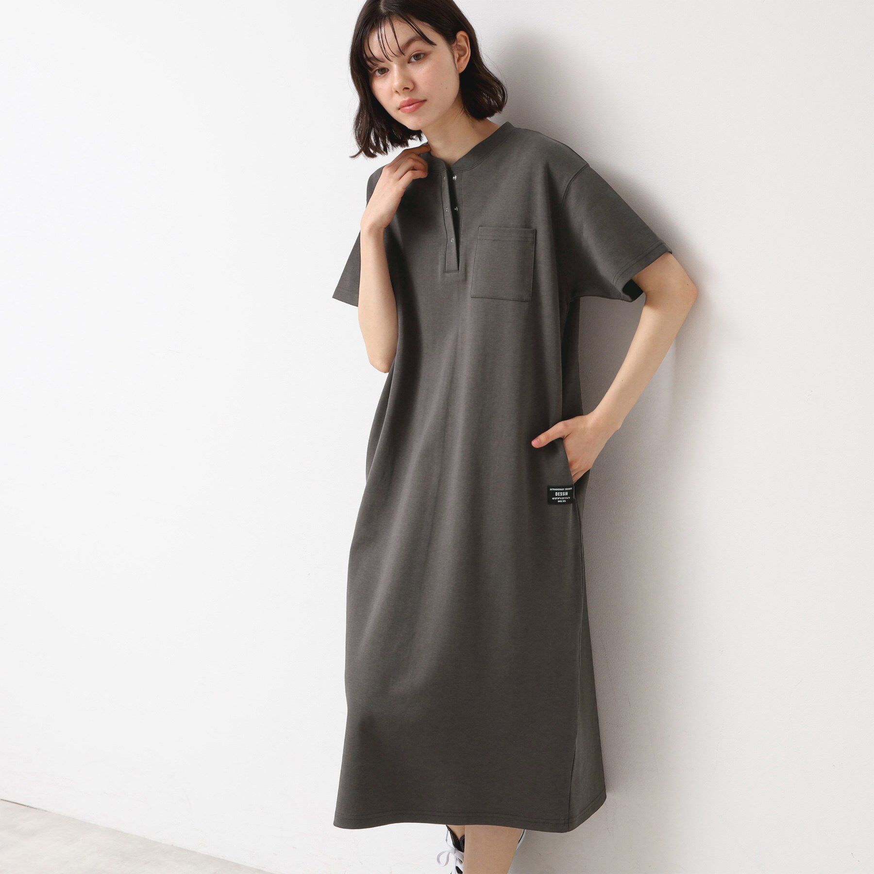 Dessin「【洗える】ヘンリーネックジャージワンピース」|ワンピース|チャコールグレー(0