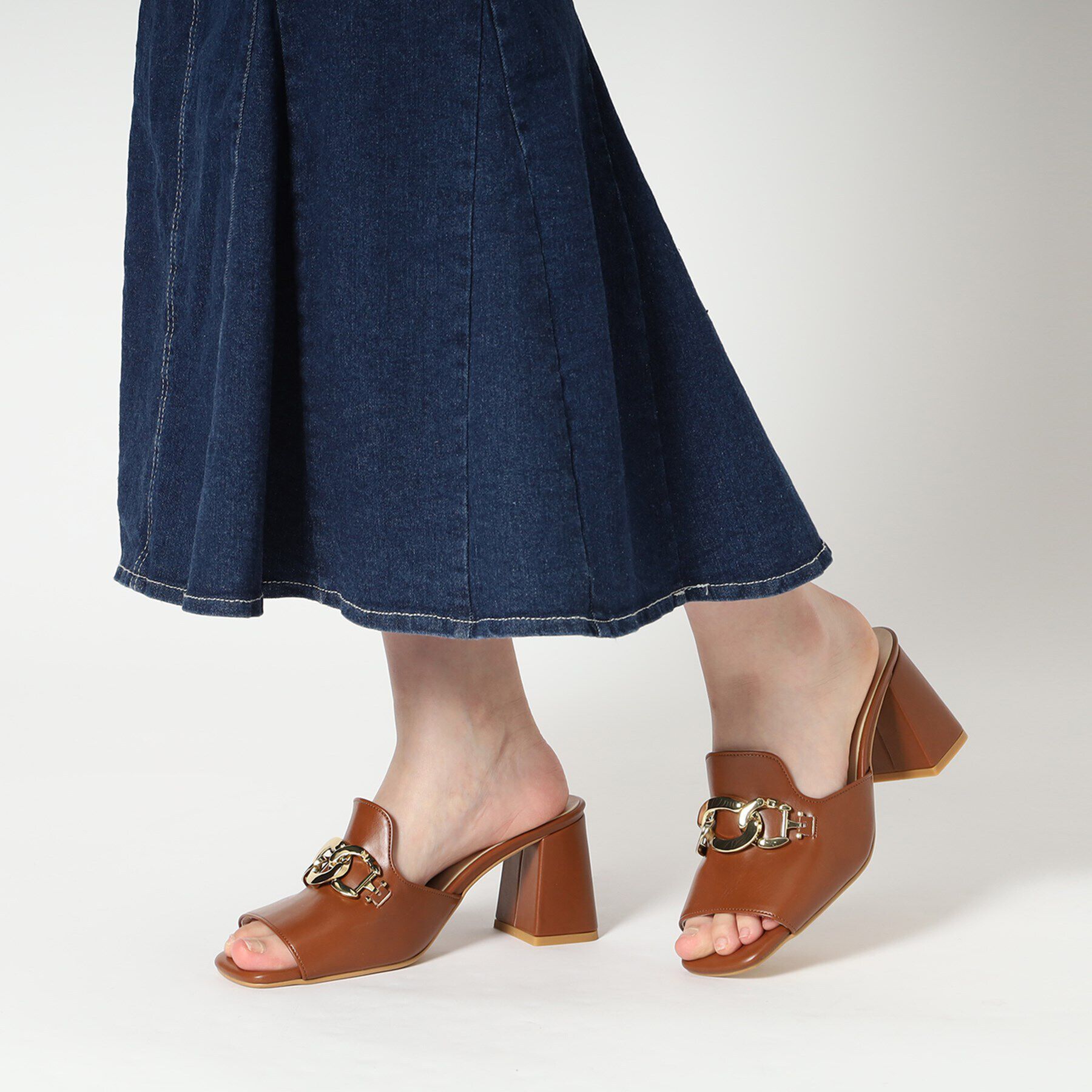 ESPERANZA「チェーン付きブロックヒールミュールサンダル」|サンダル|