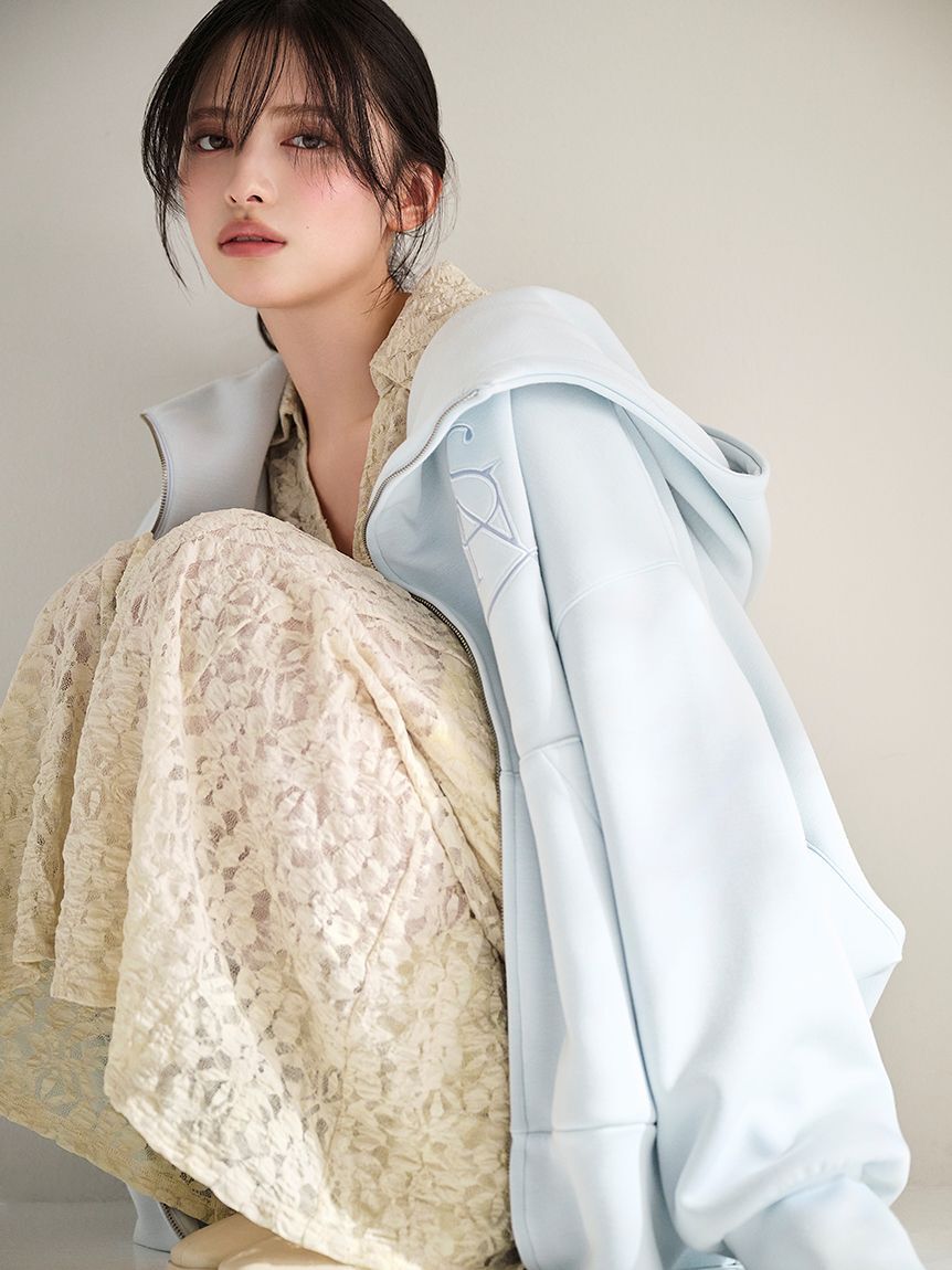 SNIDEL「エンブレムボンディングパーカー」|パーカー|