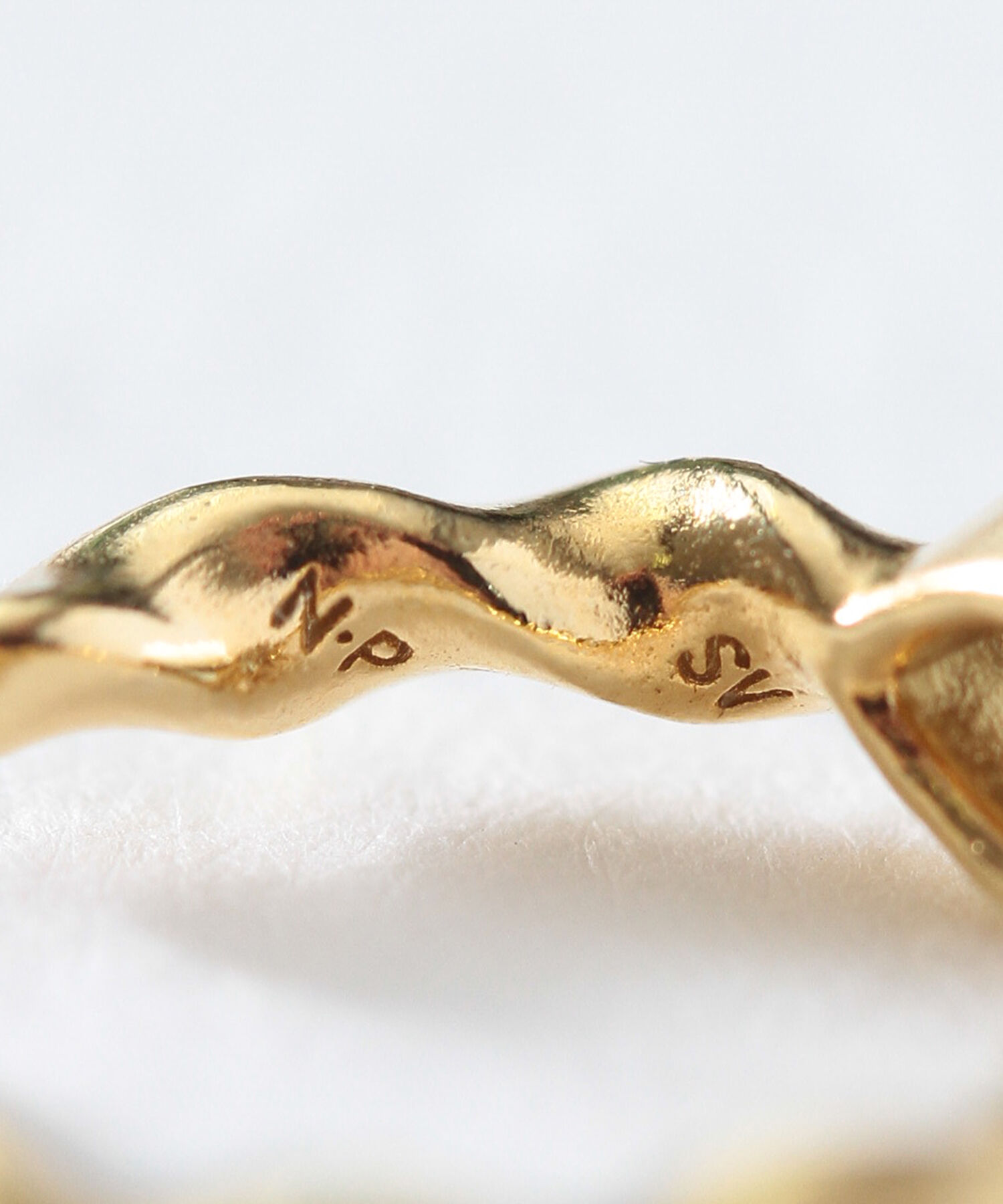  「silver925 プチグリーンサファイア イヤーカフ (ニッケルフリー)」|イヤーカフ|