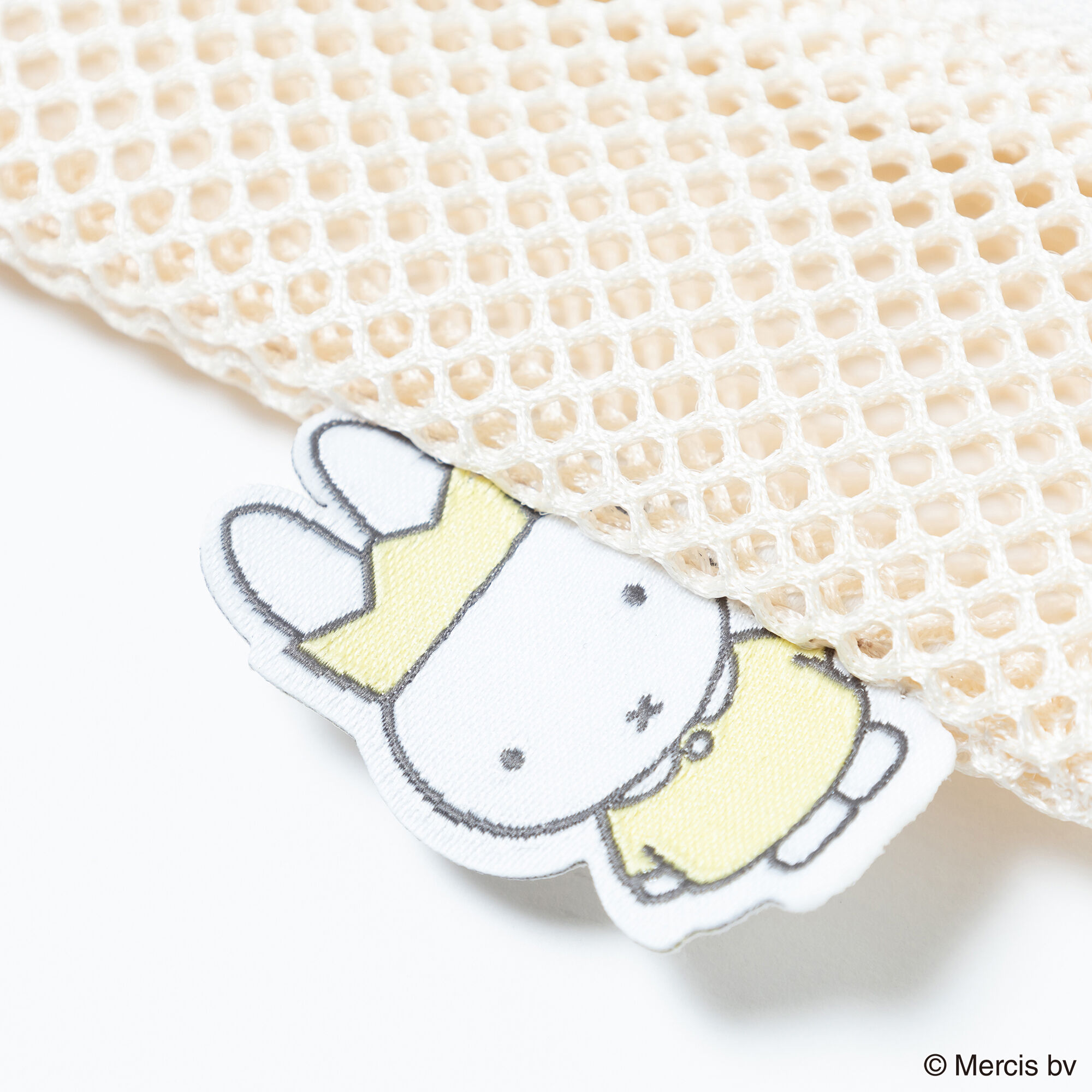  「BRUNA MESH CHARM ポーチ」|ポーチ|