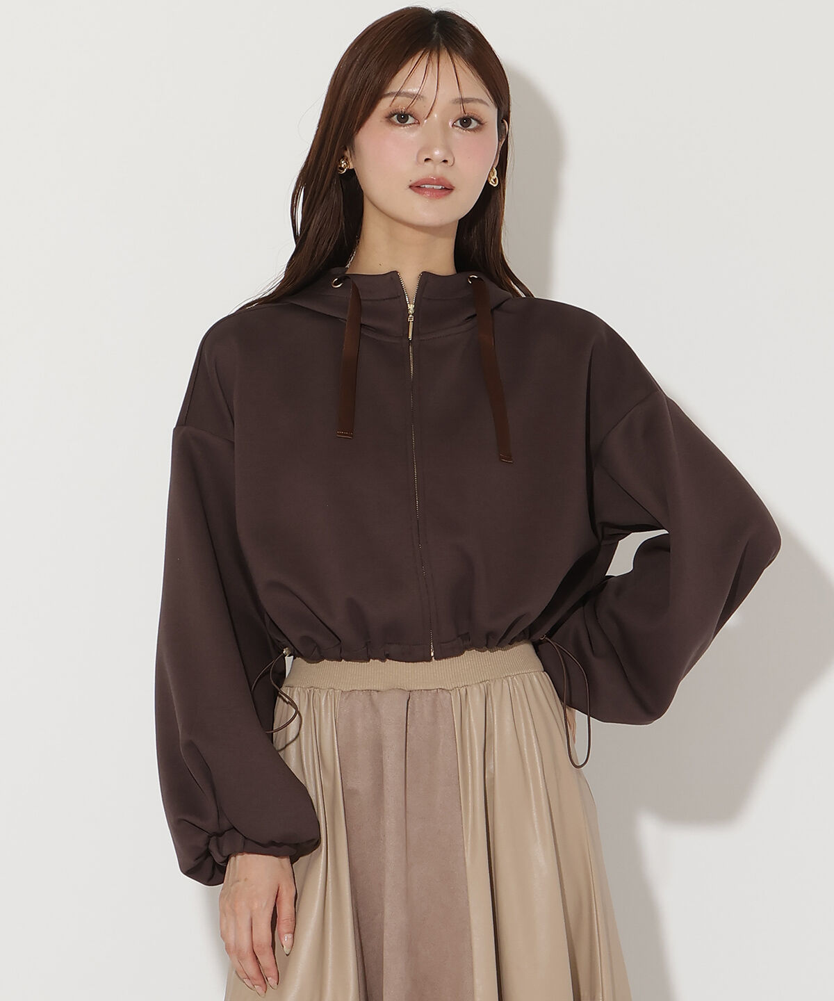 アンドクチュール「ダンボールポンチパーカー」|パーカー|