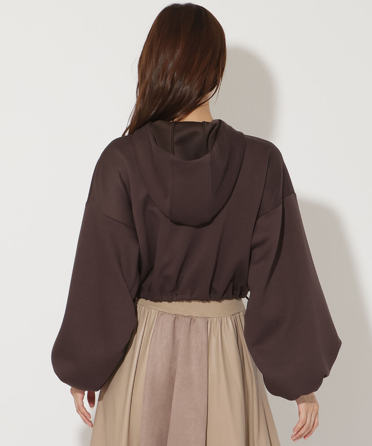 アンドクチュール「ダンボールポンチパーカー」|パーカー|