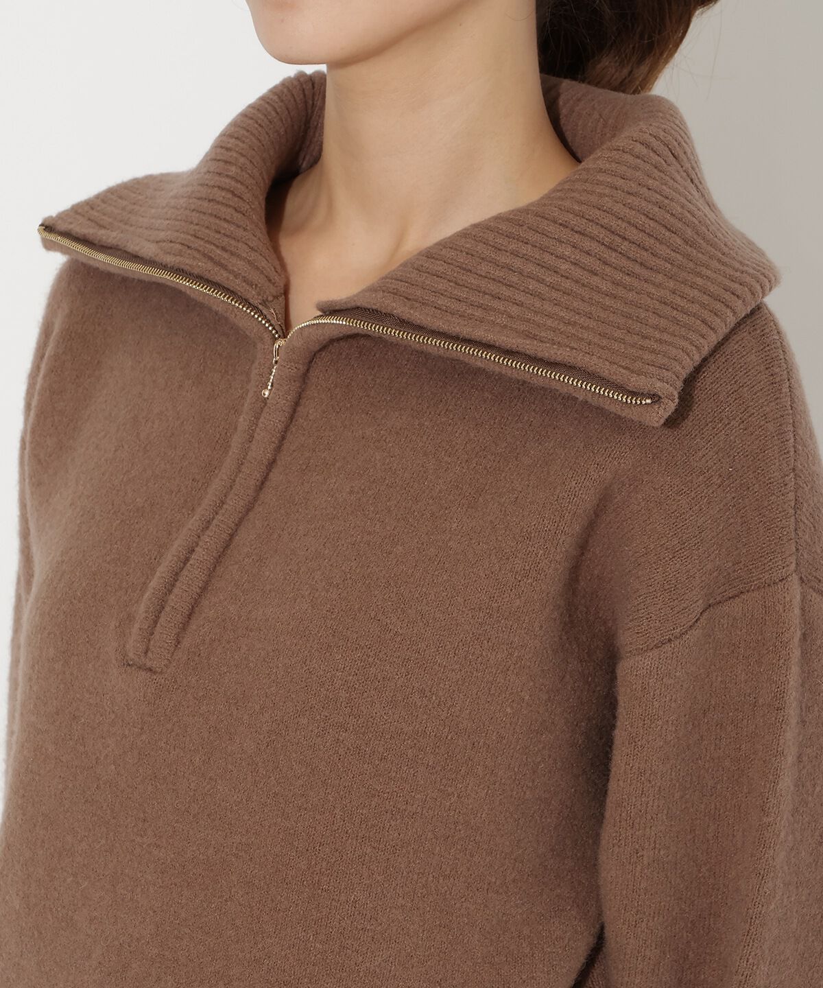 アンドクチュール「ZIPビッグカラープルオーバー」|ニット・セーター|