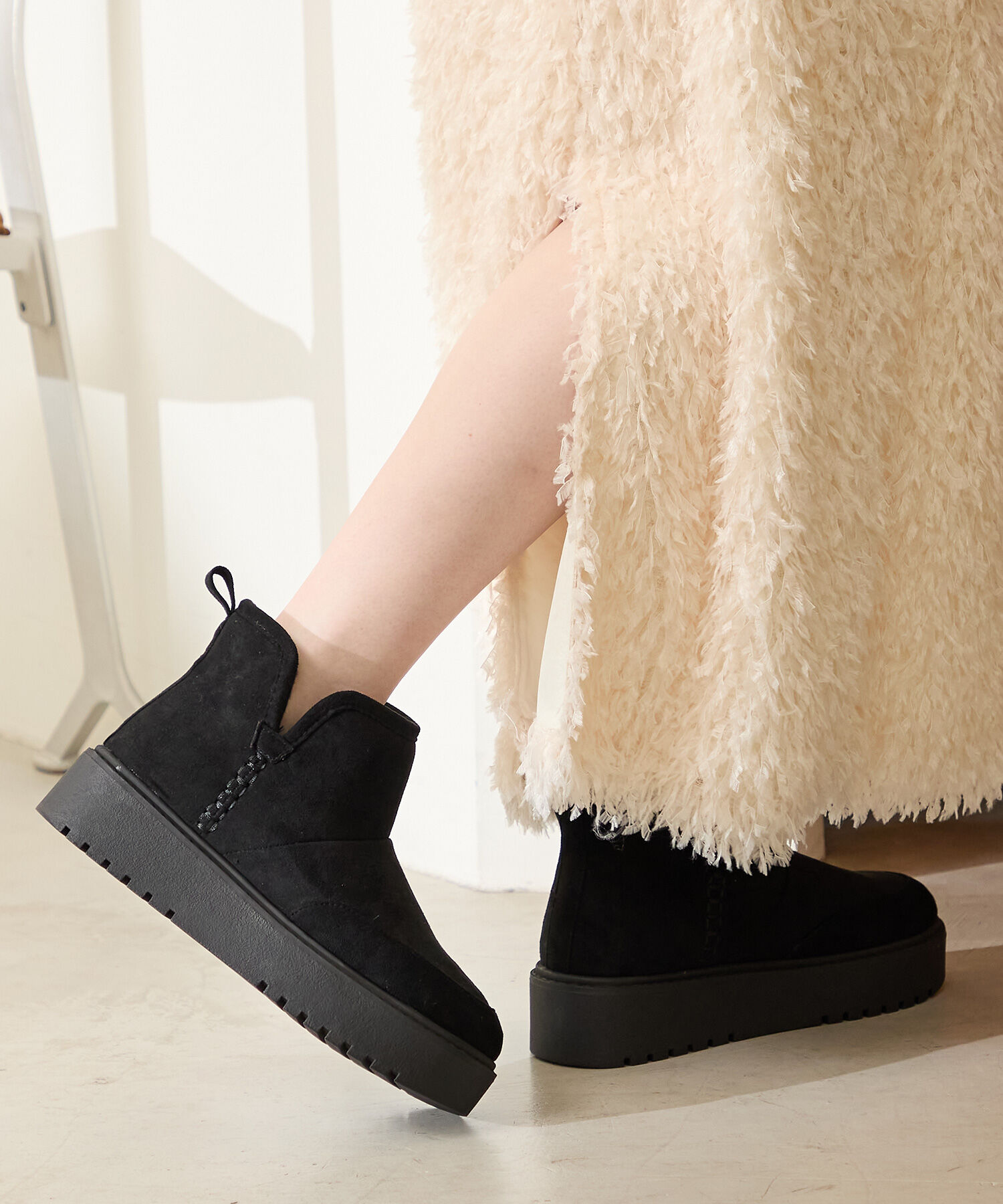 ORiental TRaffic「●2025秋冬新作●【 軽量 】 サイドスリット 厚底 ムートン ショートブーツ /51425 防寒」|ショートブーツ|