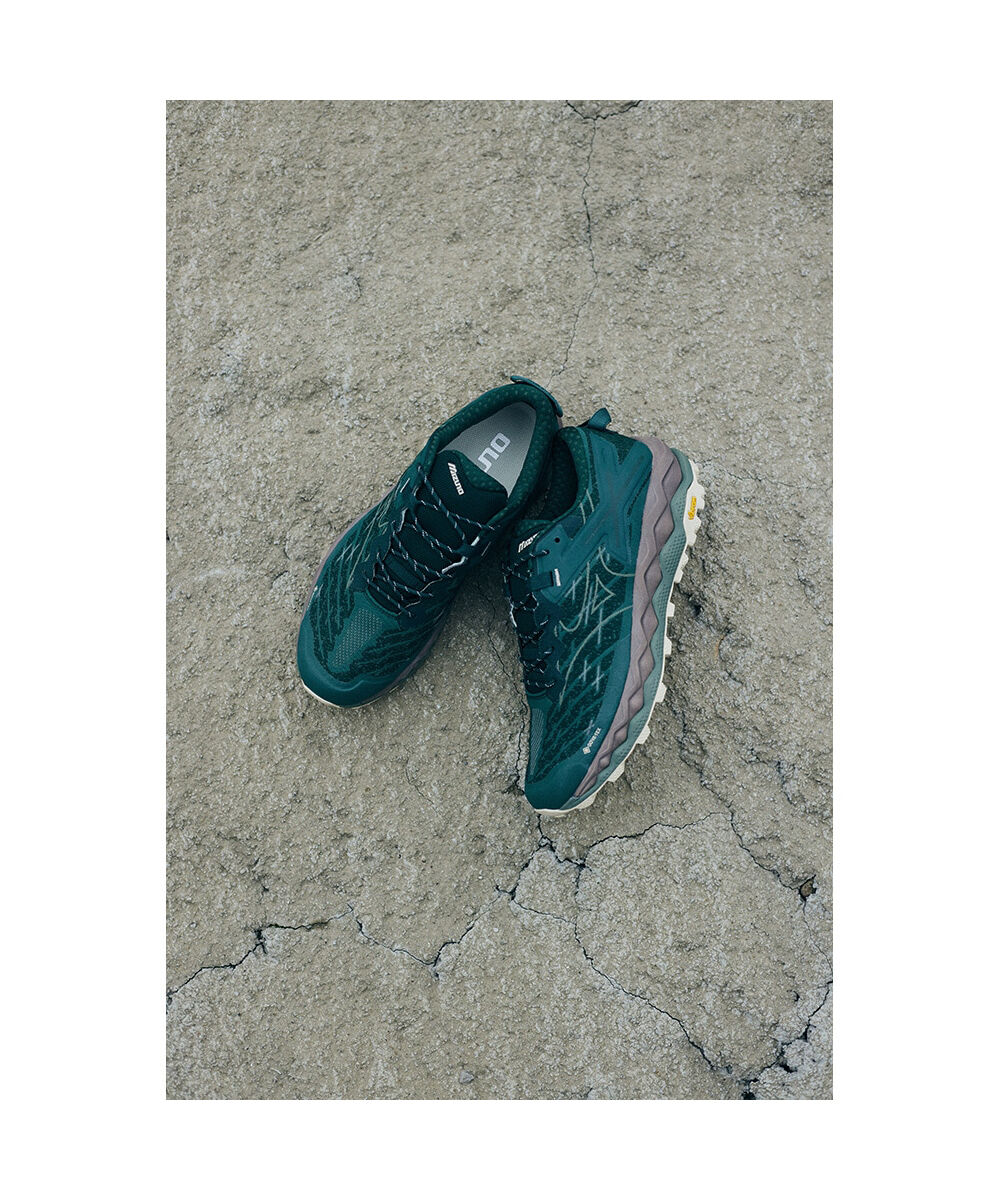 MIZUNO「WAVE MUJIN LS GTX(ゴアテックス／防水)」|スニーカー|