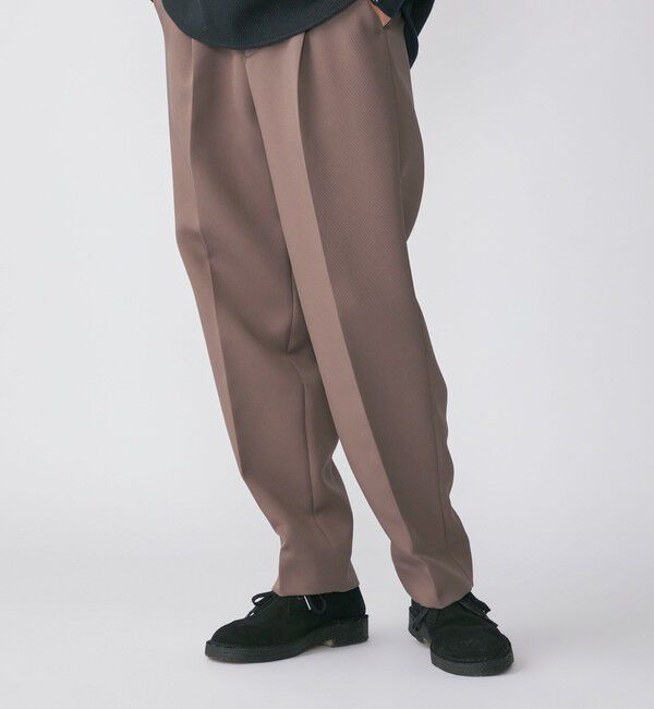 SHIPS「SHIPS: トリプルクロス ワンタック ワイド テーパード パンツ」|チノ|チャコールグレー