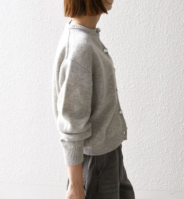 SHIPS any「SHIPS any:〈手洗い可能〉ビジュー ボタン クルーネック コンパクト カーディガン」|カーディガン|