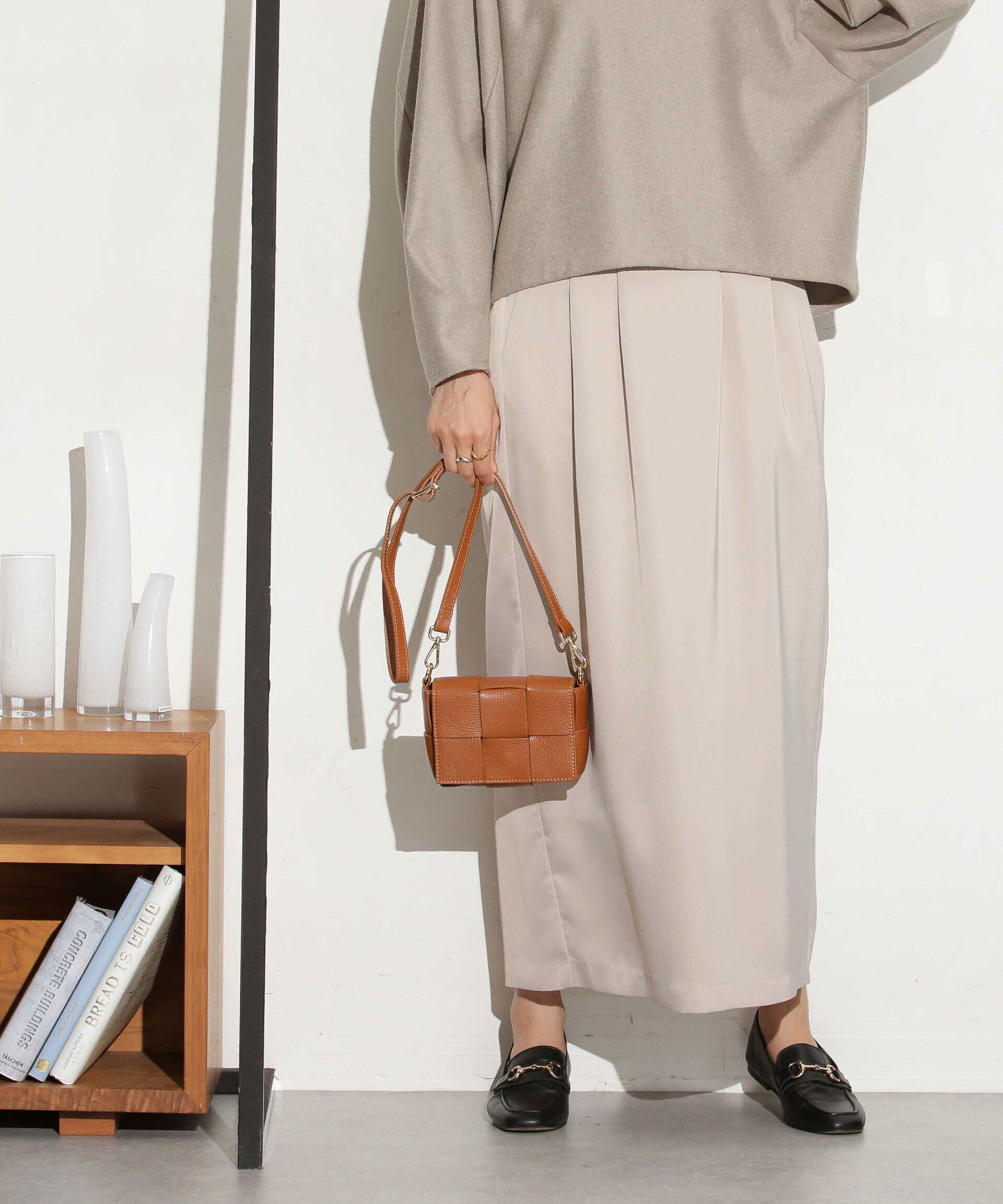 nano･universe「マットサテンIラインスカート」|スカート|ライトベージ 1