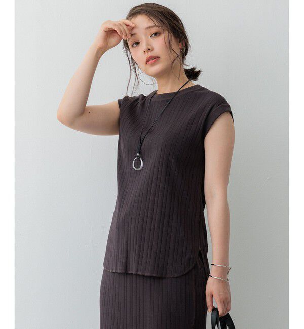 23区「【SLOW/一部店舗限定】ランダムリブフライス フレンチスリーブ カットソー」|Tシャツ・カットソー|ﾀﾞｰｸﾌﾞ