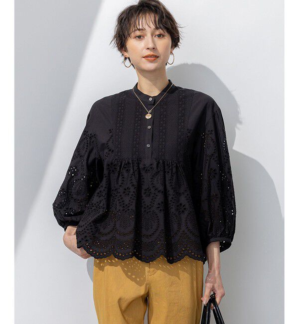 23区「【洗える】コットンエンブロイダリー クロップド ブラウス」|シャツ・ブラウス|ブラック系