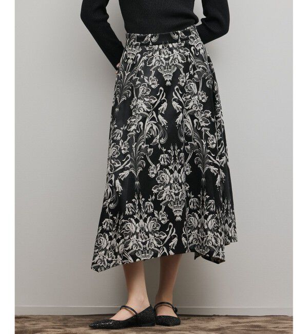 GRACE CONTINENTAL「オーナメントジャガードハンカチヘムスカート」|スカート|